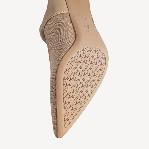 GraceLithe Pointed Toe Heeled Mules - Picture 7 of 12